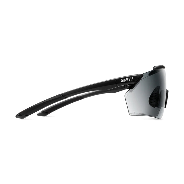 Load image into Gallery viewer, Smith RUCKUS Sunglasses (Black/Photochromic)
