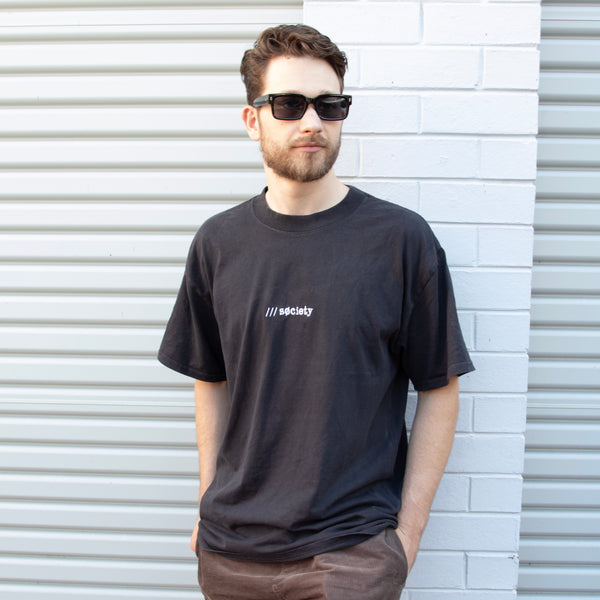 Load image into Gallery viewer, /// Elevate T-shirt (Faded Black)
