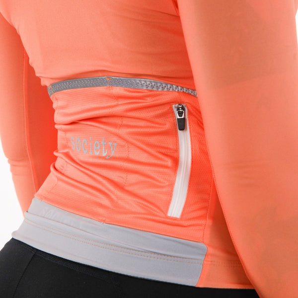 Load image into Gallery viewer, Womens Prevail Long Sleeve Jersey (Peach)
